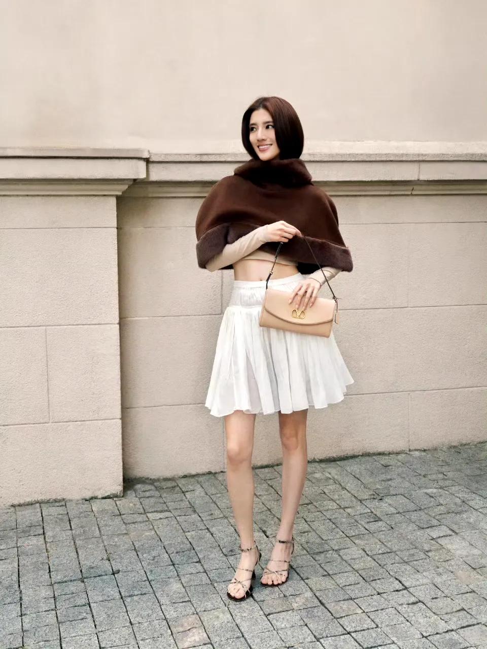 吴千语 长得美穿啥都美