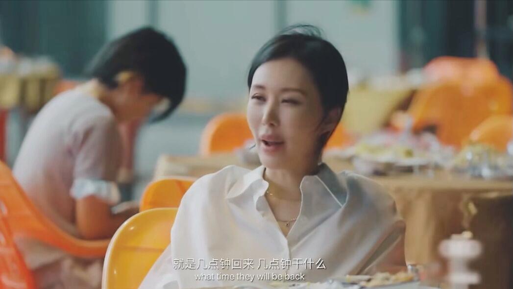 老夫少妻弊端显现,74岁王石被曝婚变!舆论越闹越大田朴珺回应了