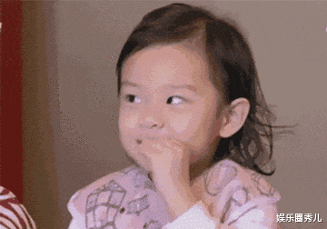 李小璐往事「中伤」12岁女儿：深夜发文怒怼网友，声称自己没整容