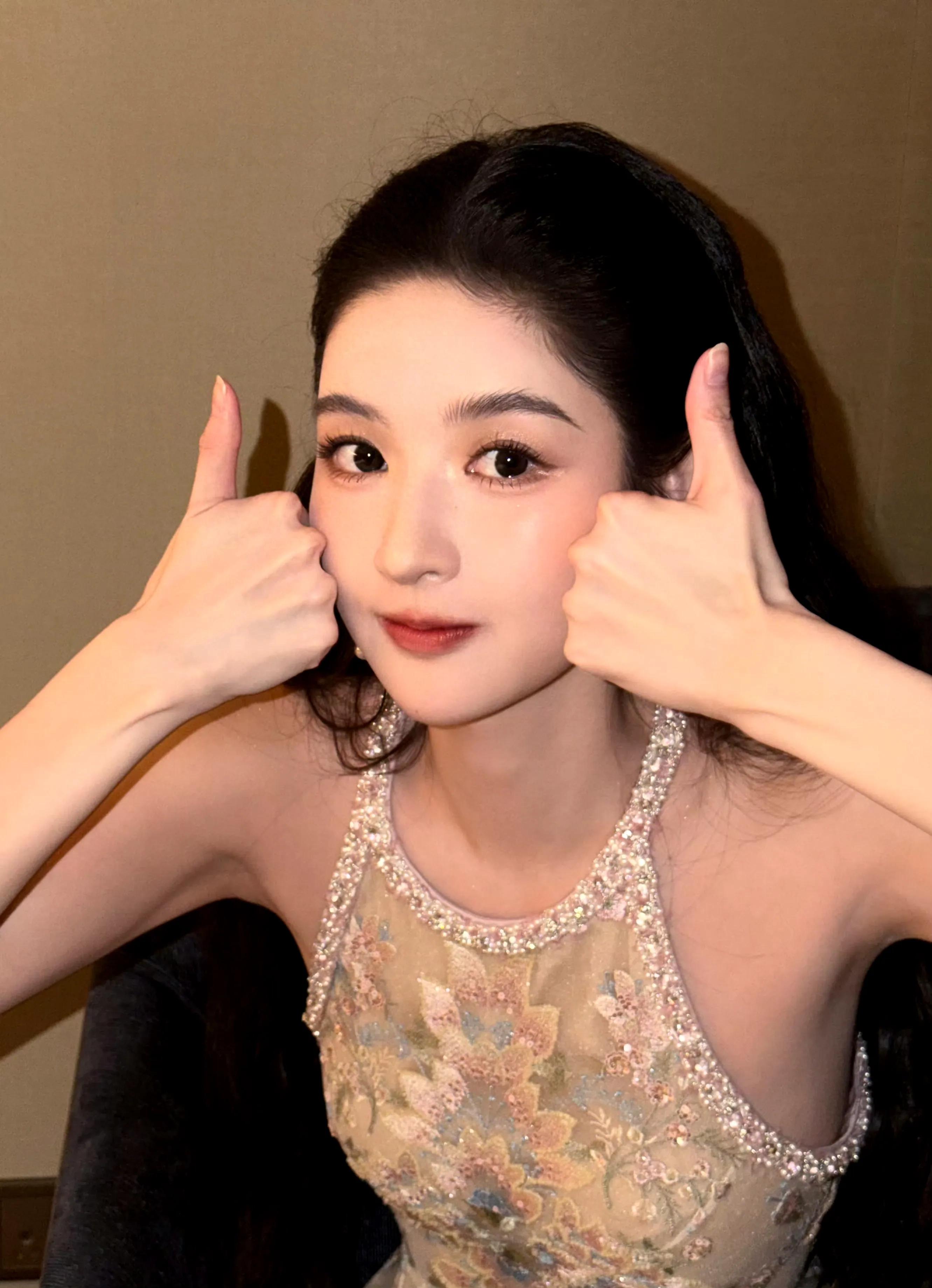 王玉雯自拍美图