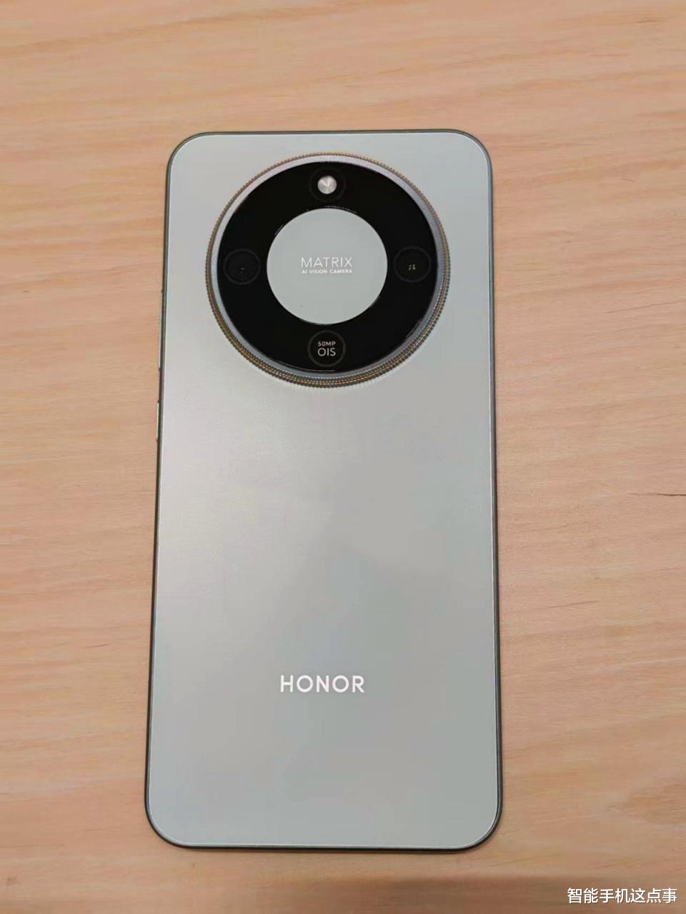 榮耀X70詳細規格出爐：外觀、性能、細節，基本沒懸念了