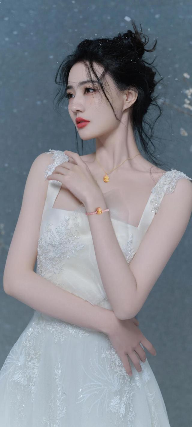 美女系列壁纸第4991期—徐璐