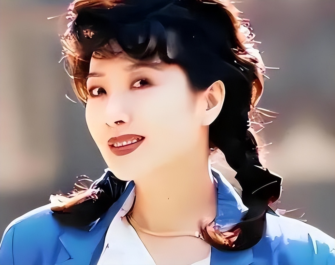 演员王静:因拒绝潜规则断送前程,如今62岁靠新身份惊艳众人