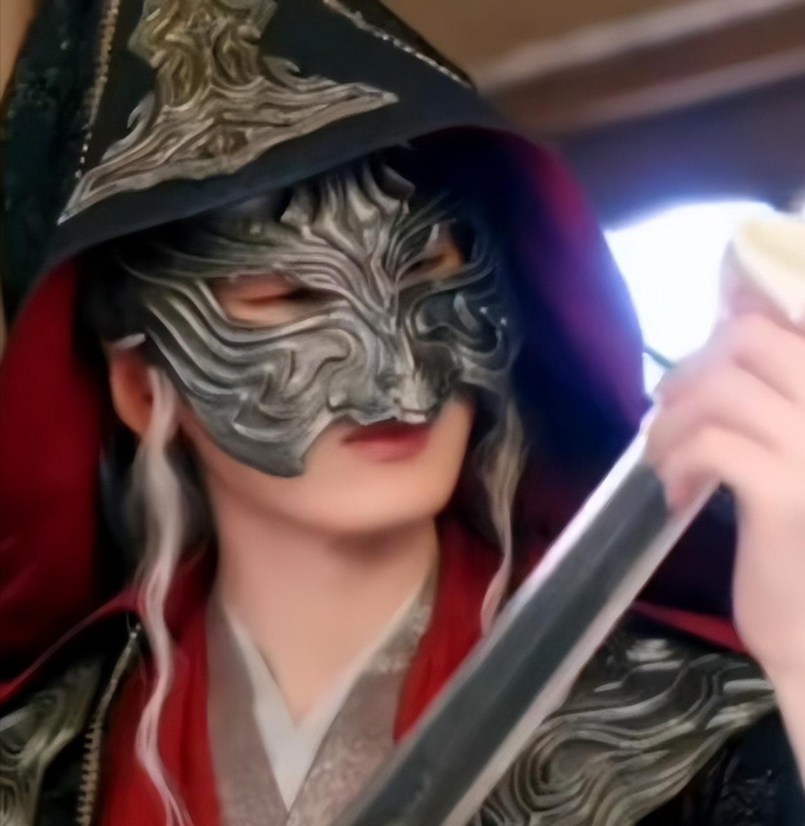 冲着成毅去看《赴山海》，却被54岁张智霖惊艳了，不愧是武侠男神