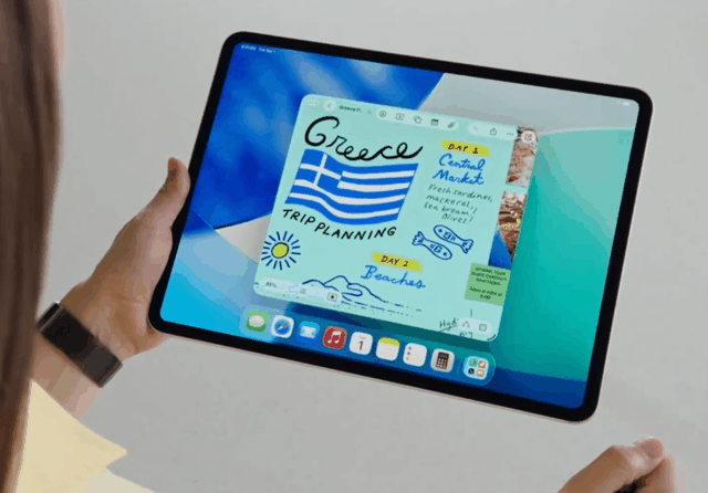 看完苹果的WWDC25,我默默把方便面上的iPad拿了下来