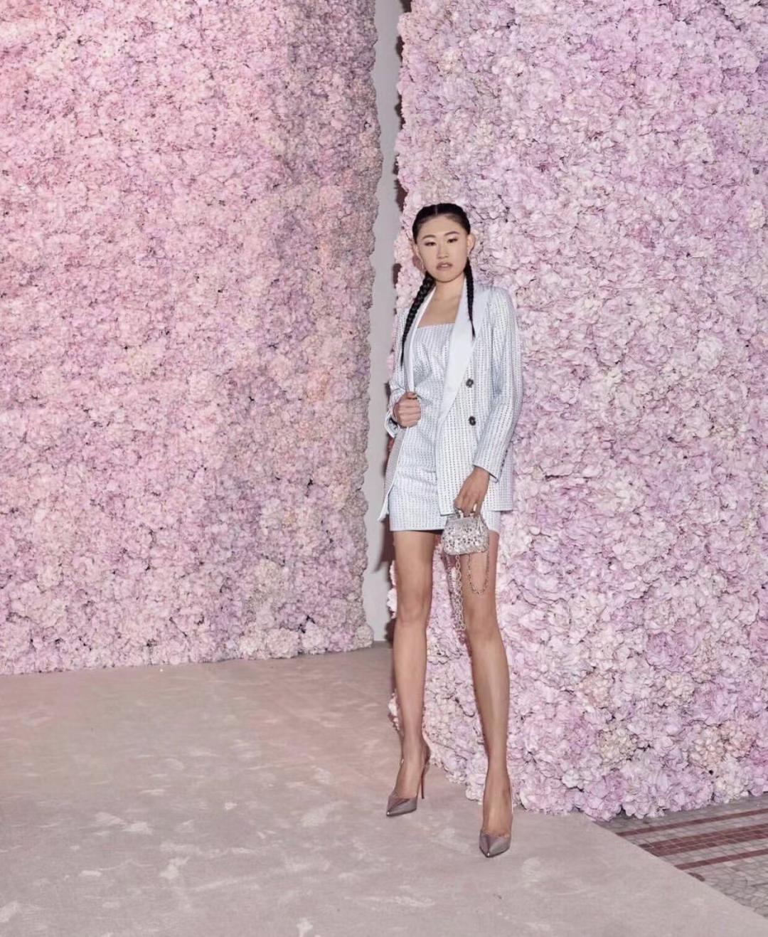 华裔炫富千金：第三代清华子弟，家族资产400亿，她却没有继承权