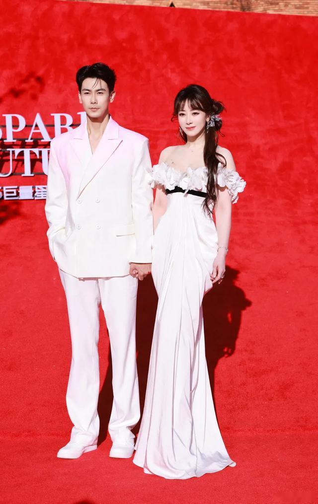 陈紫函戴向宇甜蜜合体, 很欢乐的两天, 七星连珠护我 一生平安