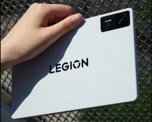 3599元起!联想电竞平板拯救者Y700四代冰魄白上市