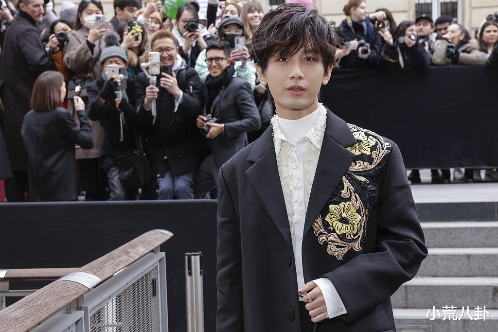 小凡,成毅,迪丽热巴,杨幂,白敬亭,古力娜扎,王一博