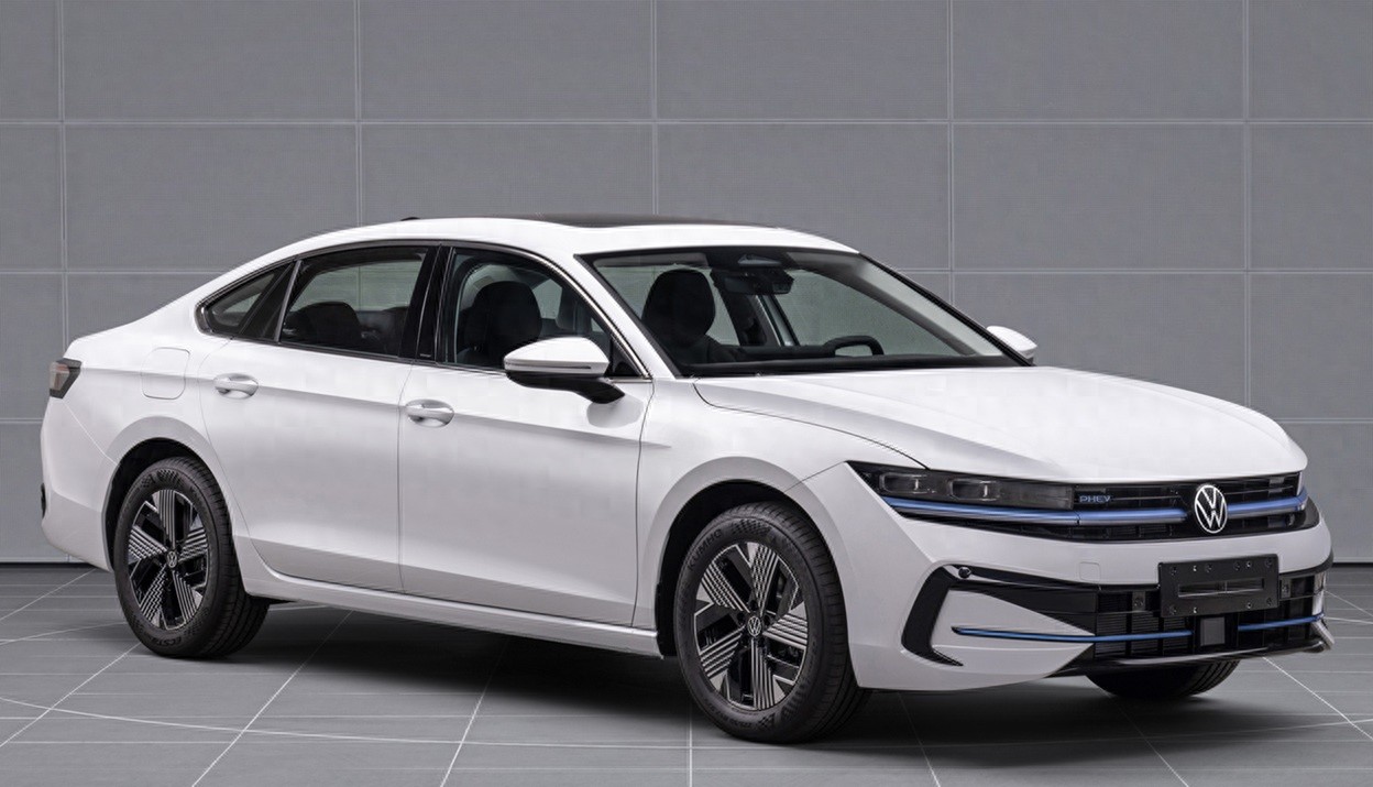 迈腾PHEV登录工信部，1.5T插混纯电续航或超100km