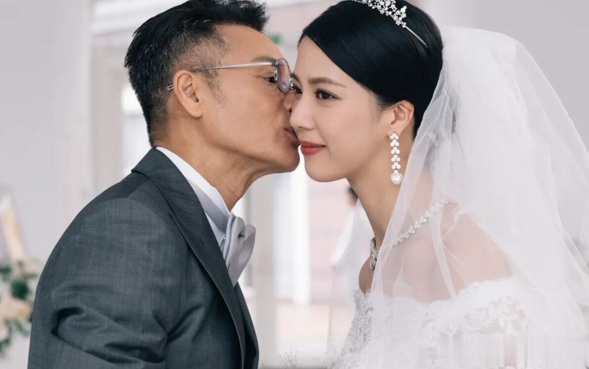 《金式森林》｜陈晓华郭晋安演绎禁忌之恋 戏里戏外情难自抑