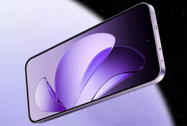 OPPO性能新机曝光：骁龙8sGen4+1.5K直屏+散热风扇，或6月发布