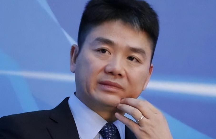 钱再多有什么用？52岁刘强东上千亿身家，儿子却是他一生的遗憾