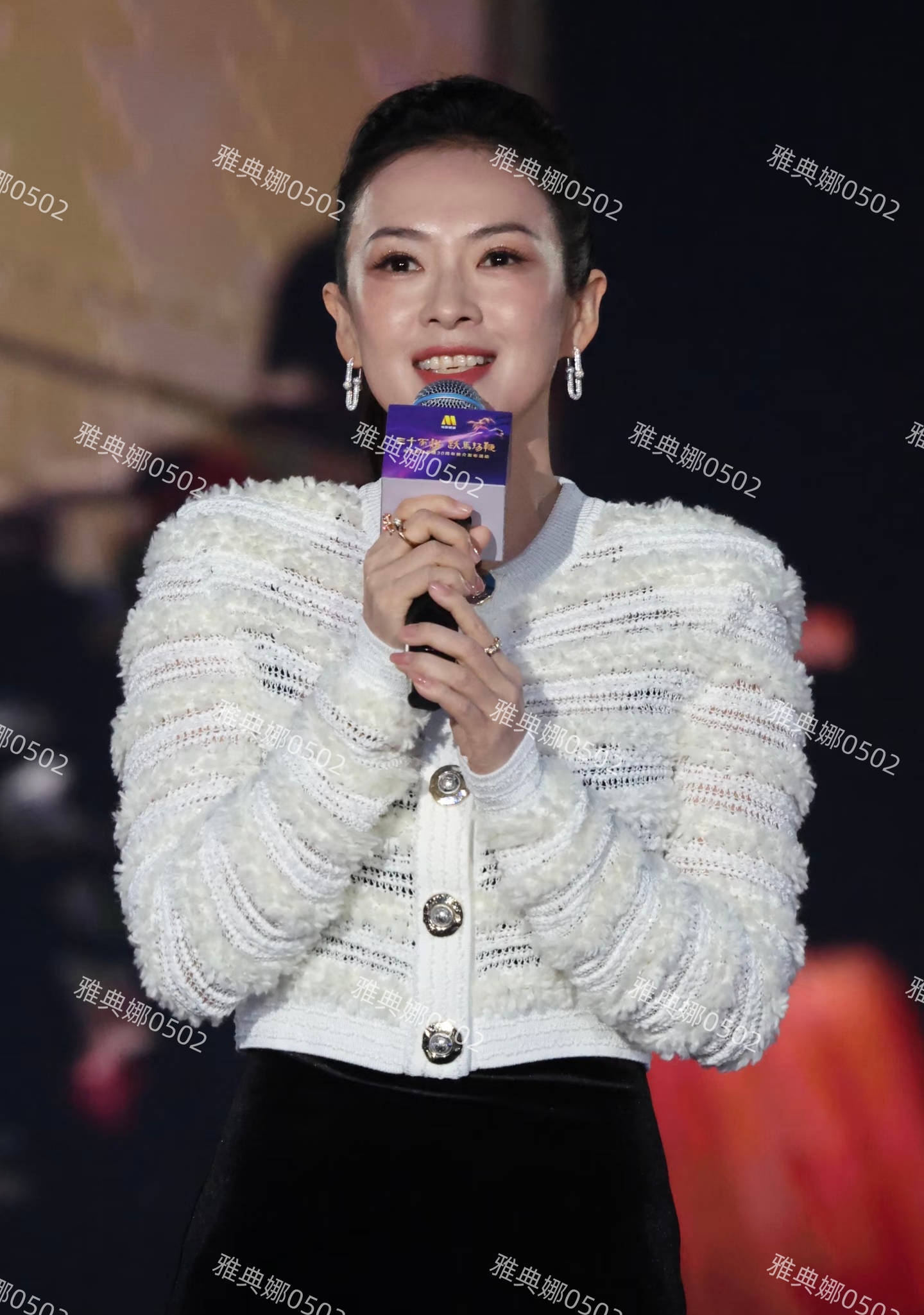 章子怡的脸不对劲,一向以骨相美女著称的她是胖了还是没恢复好?