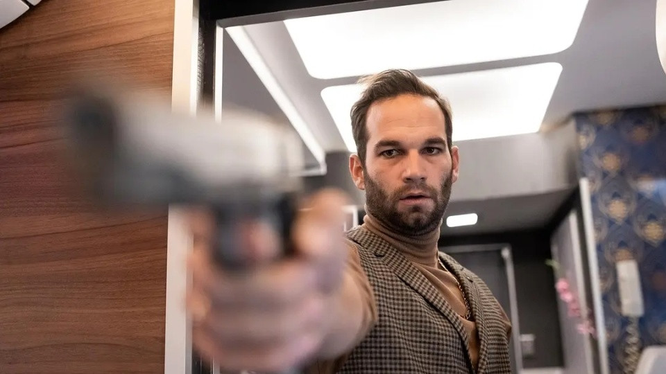 2周轰下2.7亿美元，《新复仇者联盟》蝉联夺冠，漫威回本压力巨大