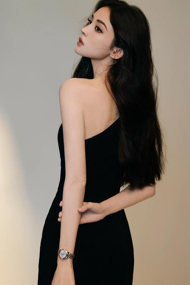 古力娜扎这才是真正的高奢脸