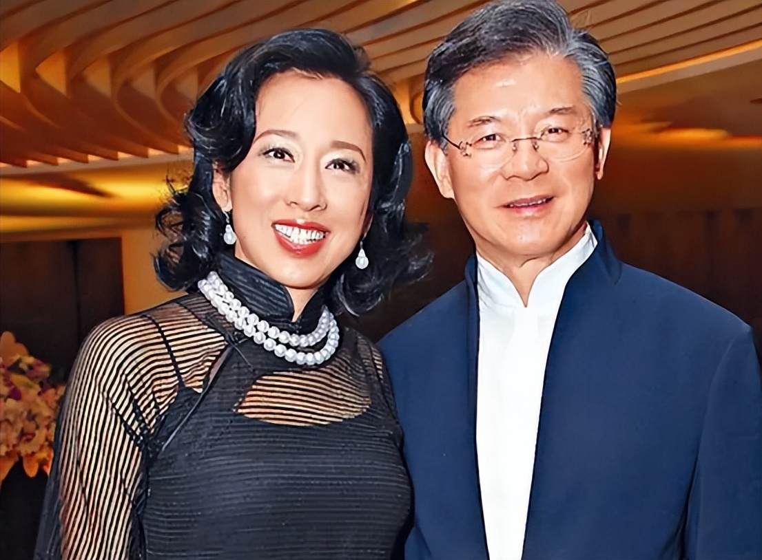 霍家小儿子藏得够深！娶泰国千金