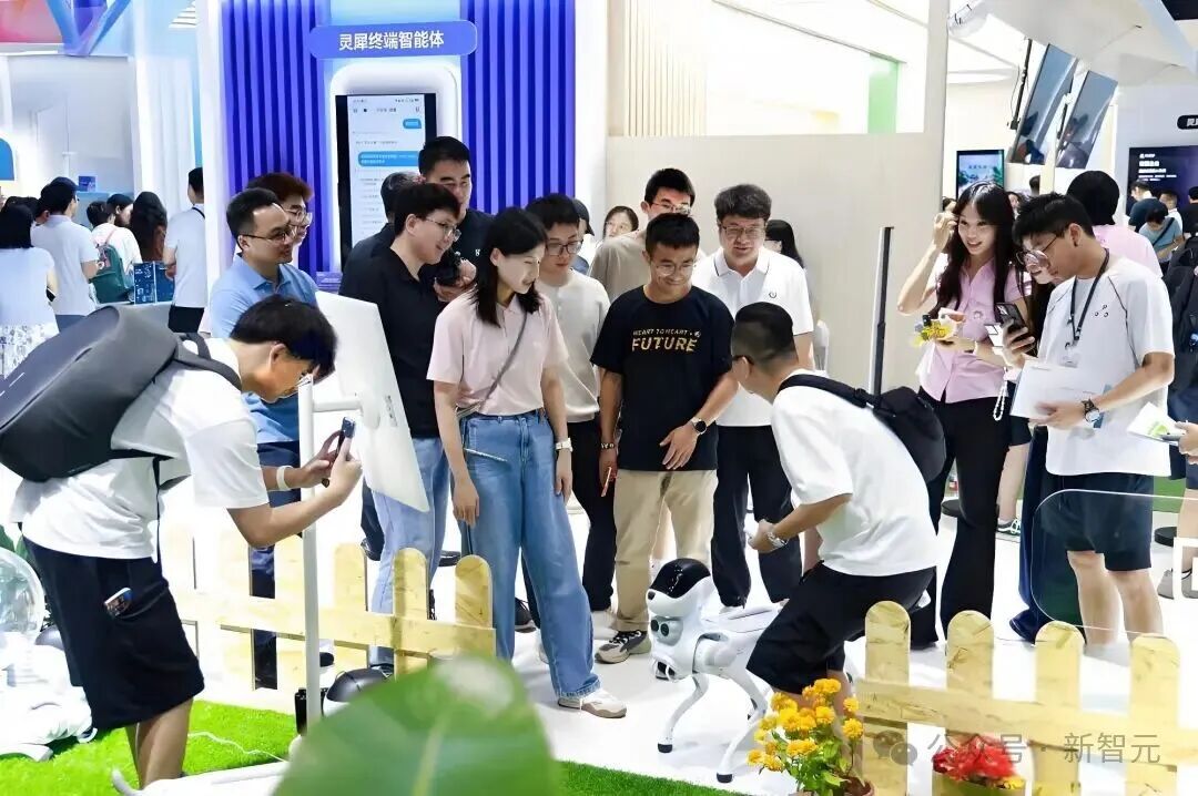 你的下一個「愛豆」不一定是真人，也可以是AI豆