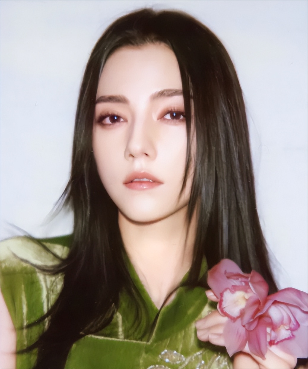 霍启山恋情被曝不到24小时，女方身份被扒光，毁了整个霍家的名誉