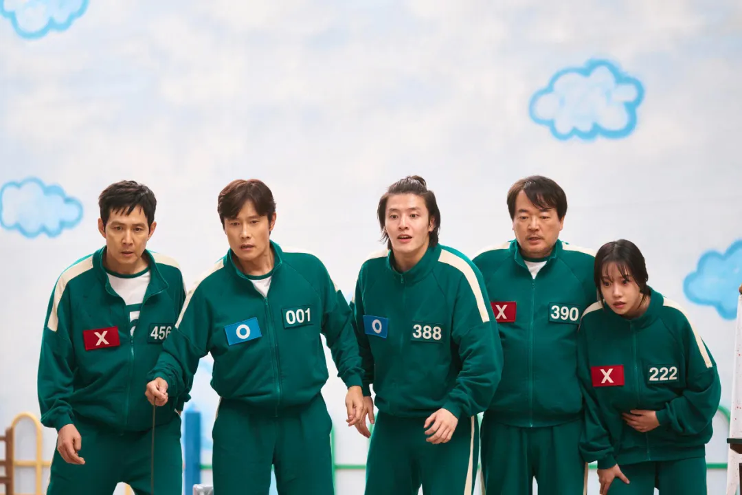 半年之内连爆3次,他终于红成了顶流