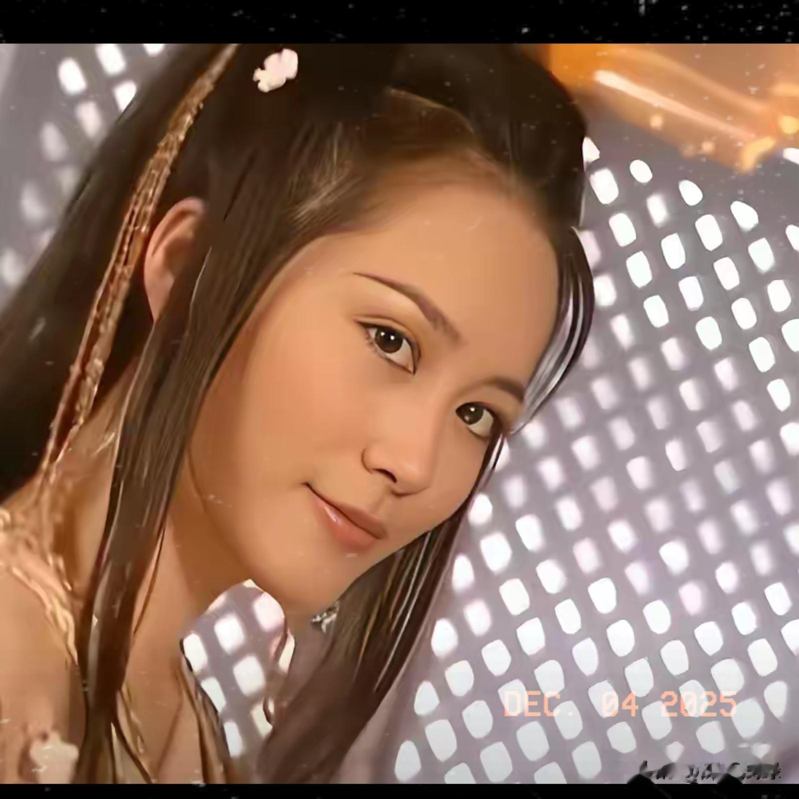 54岁俞飞鸿:未婚未育却拥20年知己,清醒活法赢麻了