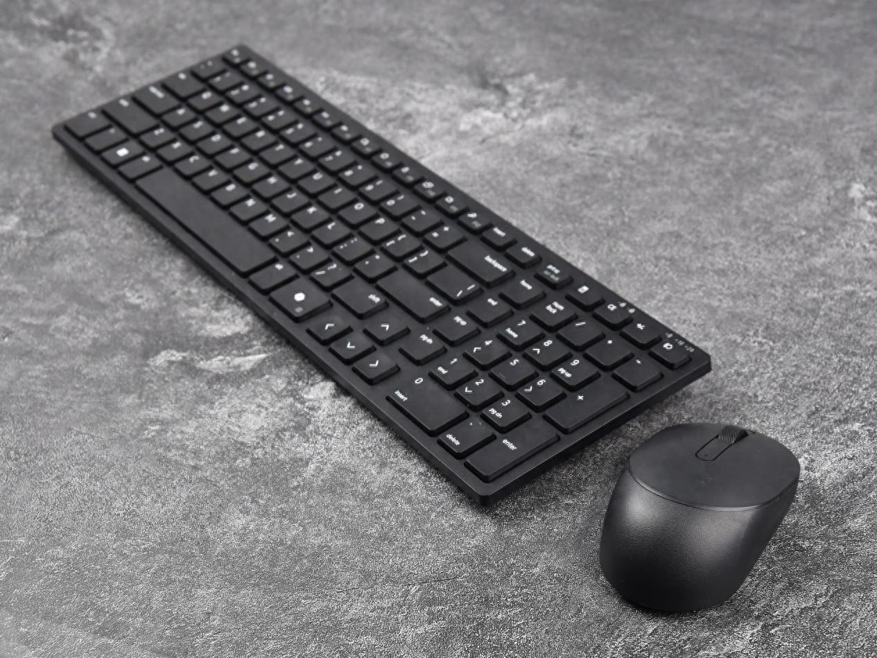 打造全維度靜音辦公體驗 戴爾WL7024降噪耳機/KM555靜音鍵鼠評測