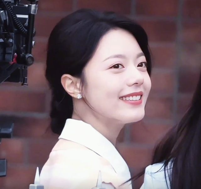 女演员长相多重要?看25岁李兰迪和22岁赵今麦,才知何为灵气逼人