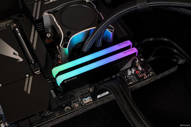KEYMOS科摩思天河玄女DDR5 RGB灯条图赏:高颜值!实力派!