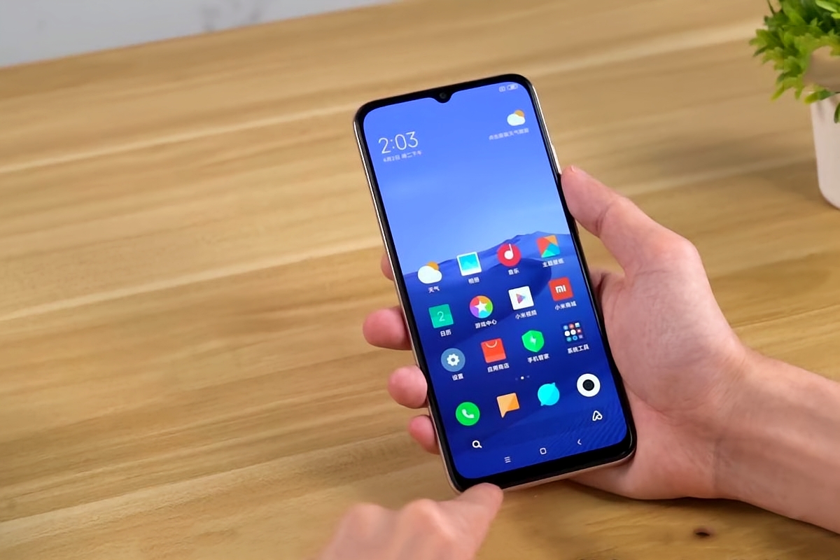 人到中年除了钱什么最重要?把问题装进一台手机,只值3秒