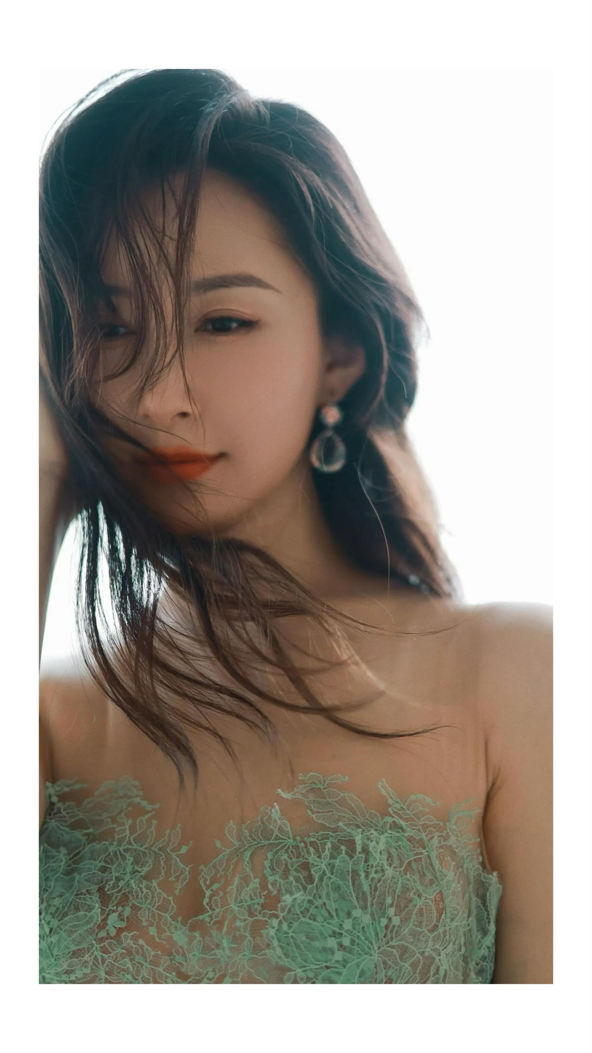 舒畅，蕾丝纱裙穿搭