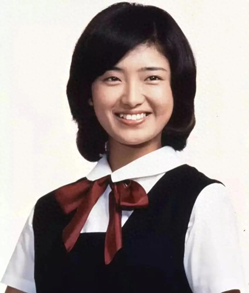 美图欣赏：山口百惠