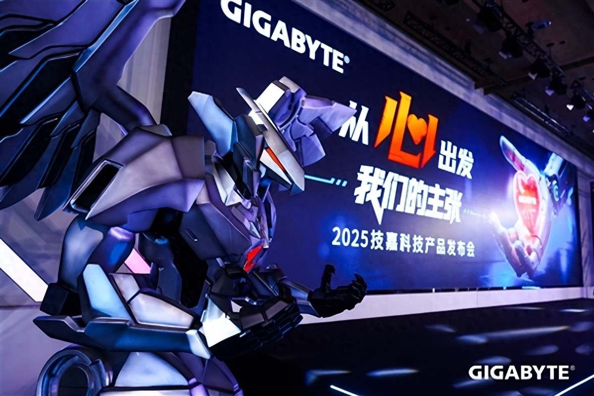 技嘉秀出六大肌肉！銳龍X3D打雞血、DIY進入3.0新時代