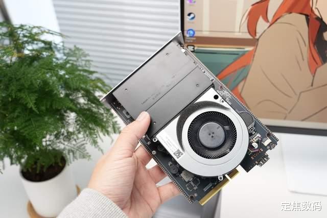 零刻ME Pro測評：巴掌大的雙盤位NAS，重新定義桌面存儲美學