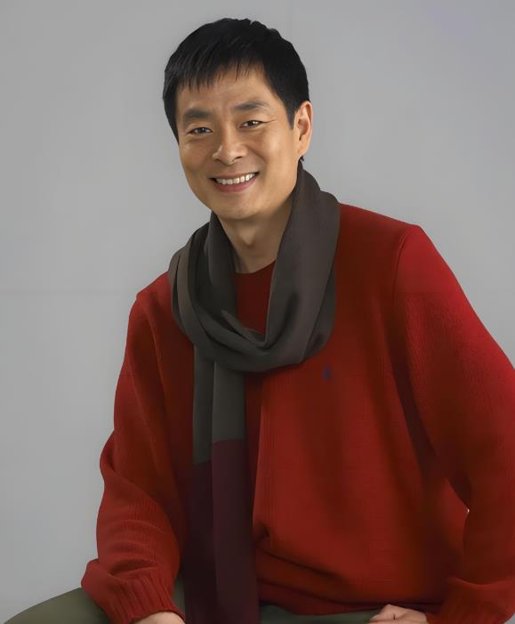 濮存昕:家人相继离世,如今72岁不敢老去,还要照顾年迈的老母亲