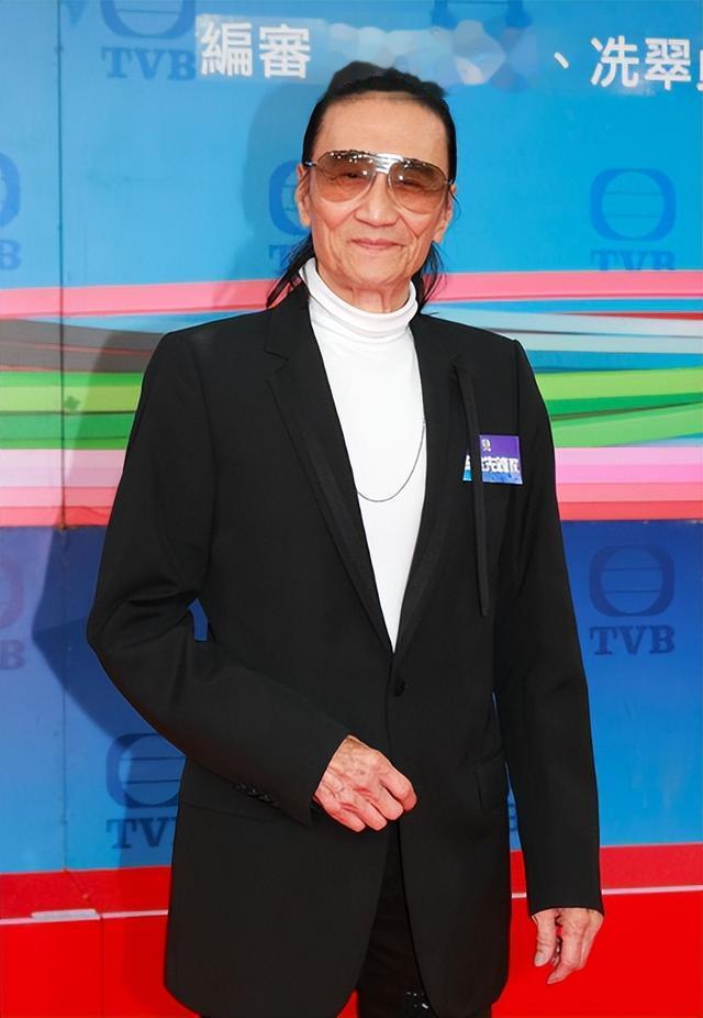 88岁谢贤考虑后事,已交代好陪葬品和遗产,唯独放不下小林青霞母子