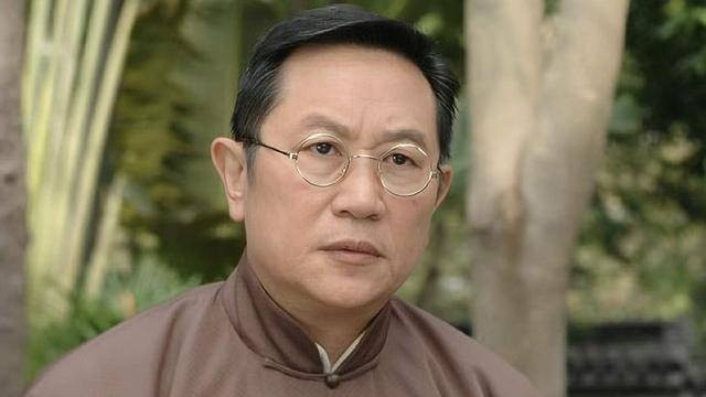 TVB老戏骨罗浩楷患病十年，靠轮椅代步坦言生存无趣