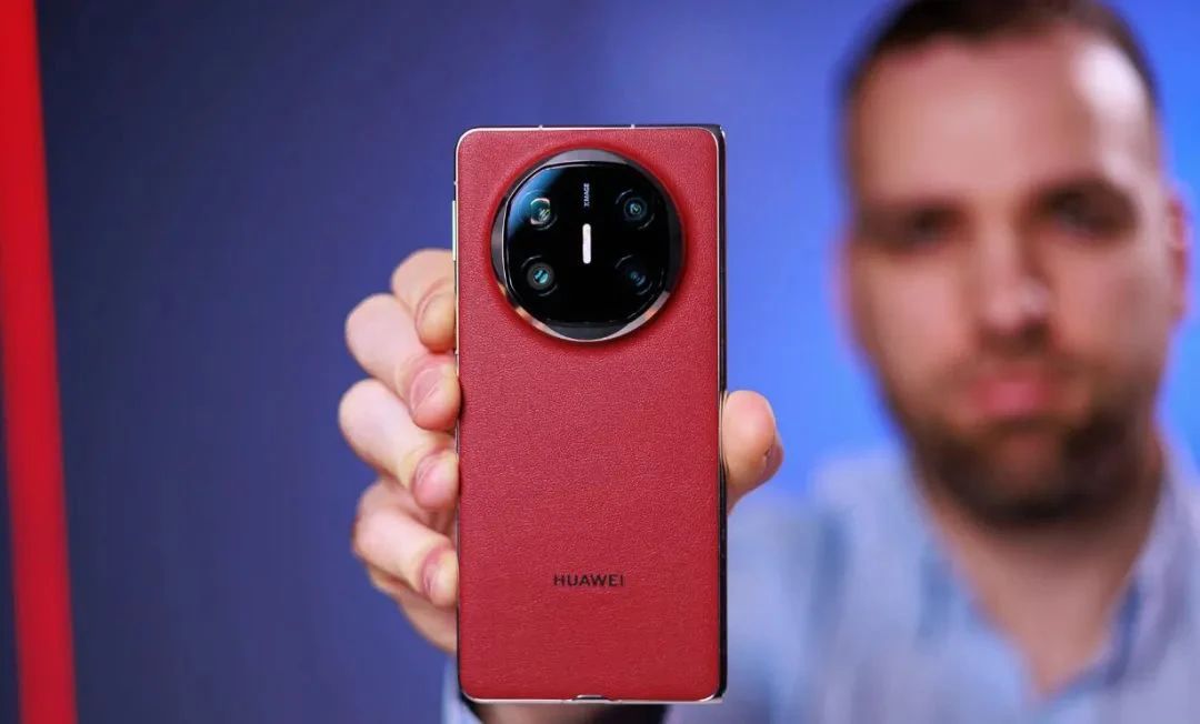 買Mate X7相當于買三臺設備？真不是開玩笑