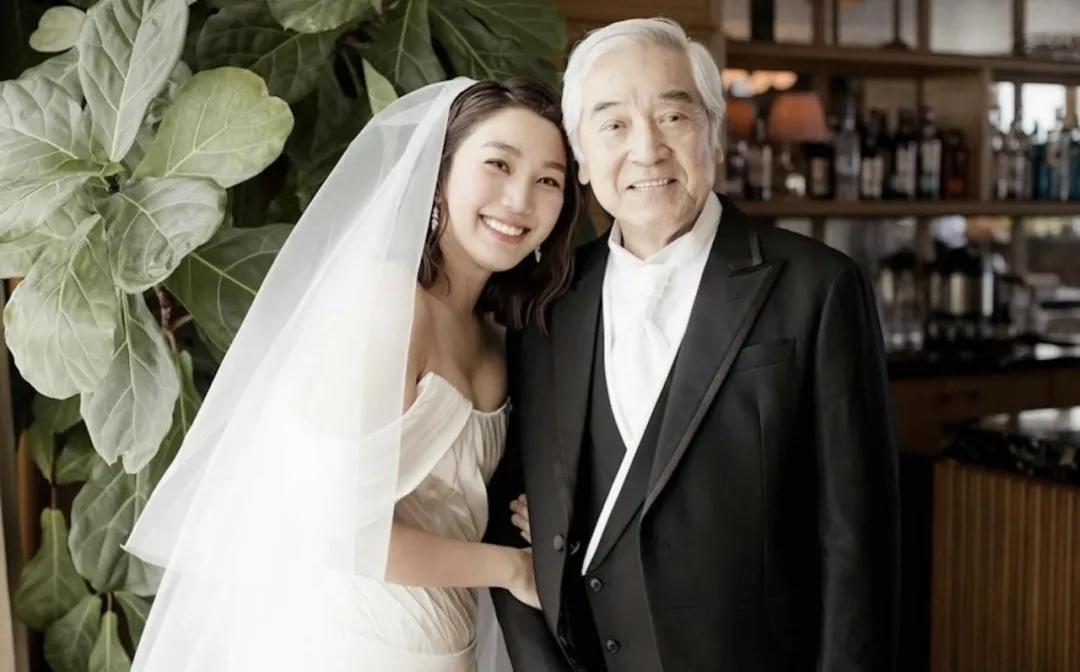 前TVB女星3年前发行歌曲突遭下架，无奈表示：想骂人都不知该骂谁