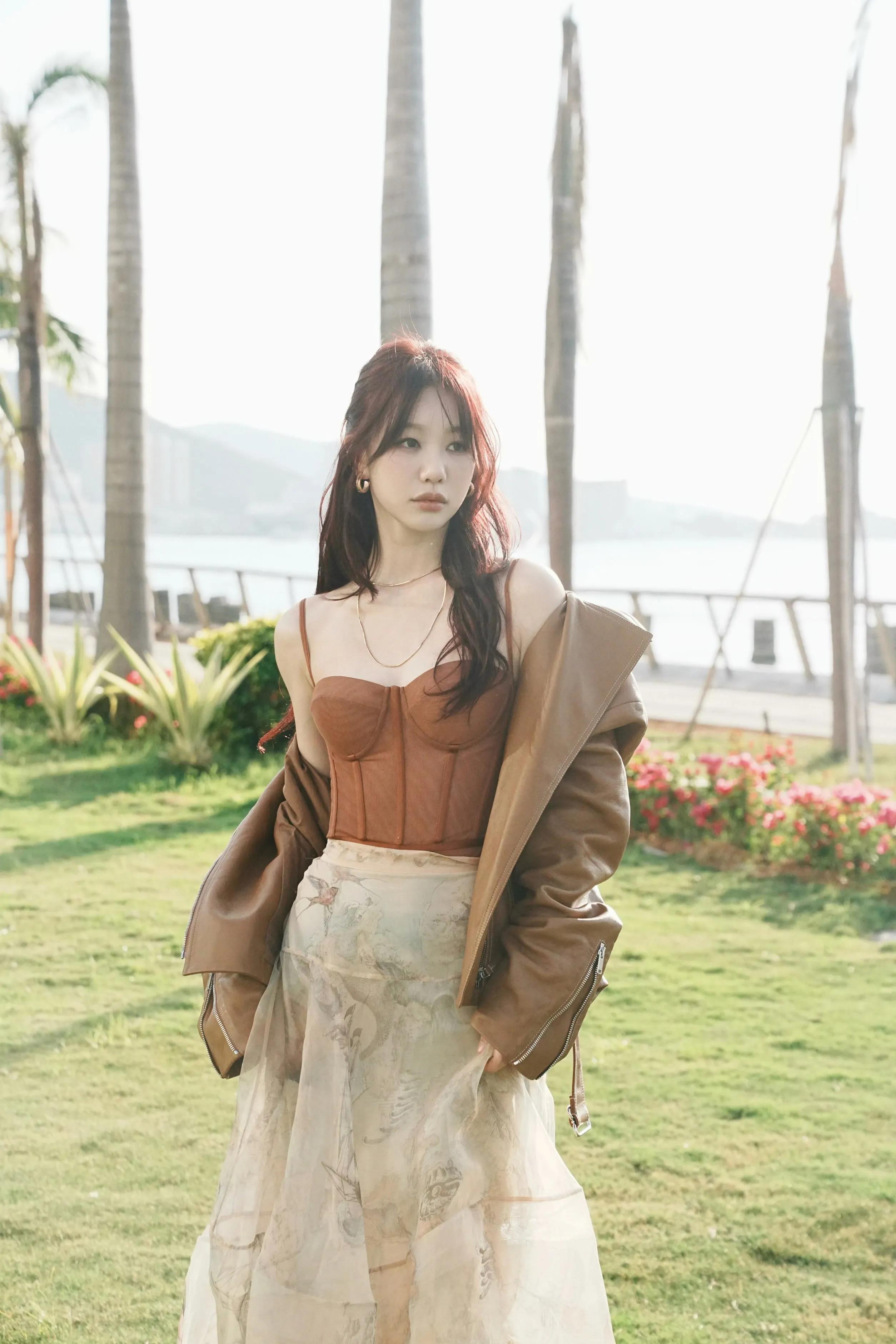 徐梦洁海边写真