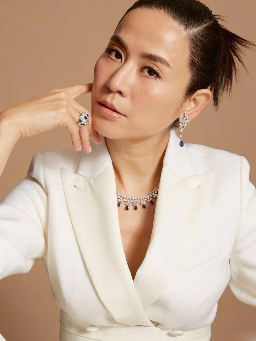 女明星，优雅大方的宣萱