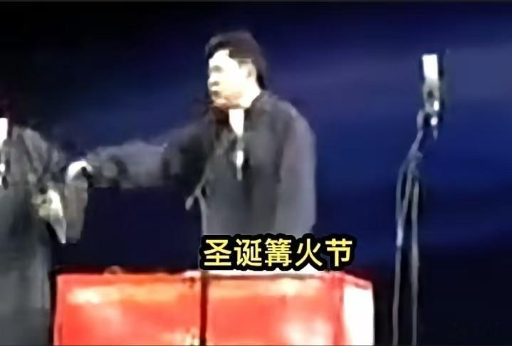 姜昆和一众艺术家在美国唱响《我和我的祖国》，郭德纲学不来