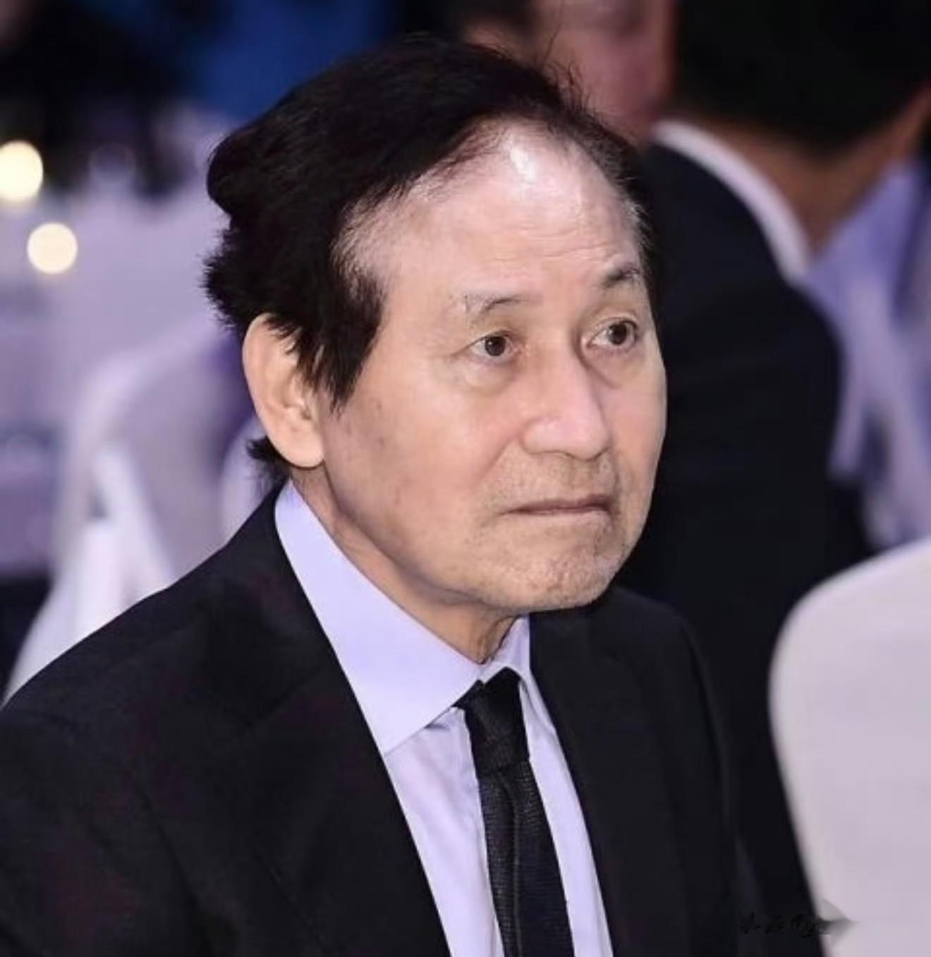 74岁老戏骨去世，呼吸机维持6天，在ICU度过生日，死因曝光太可惜