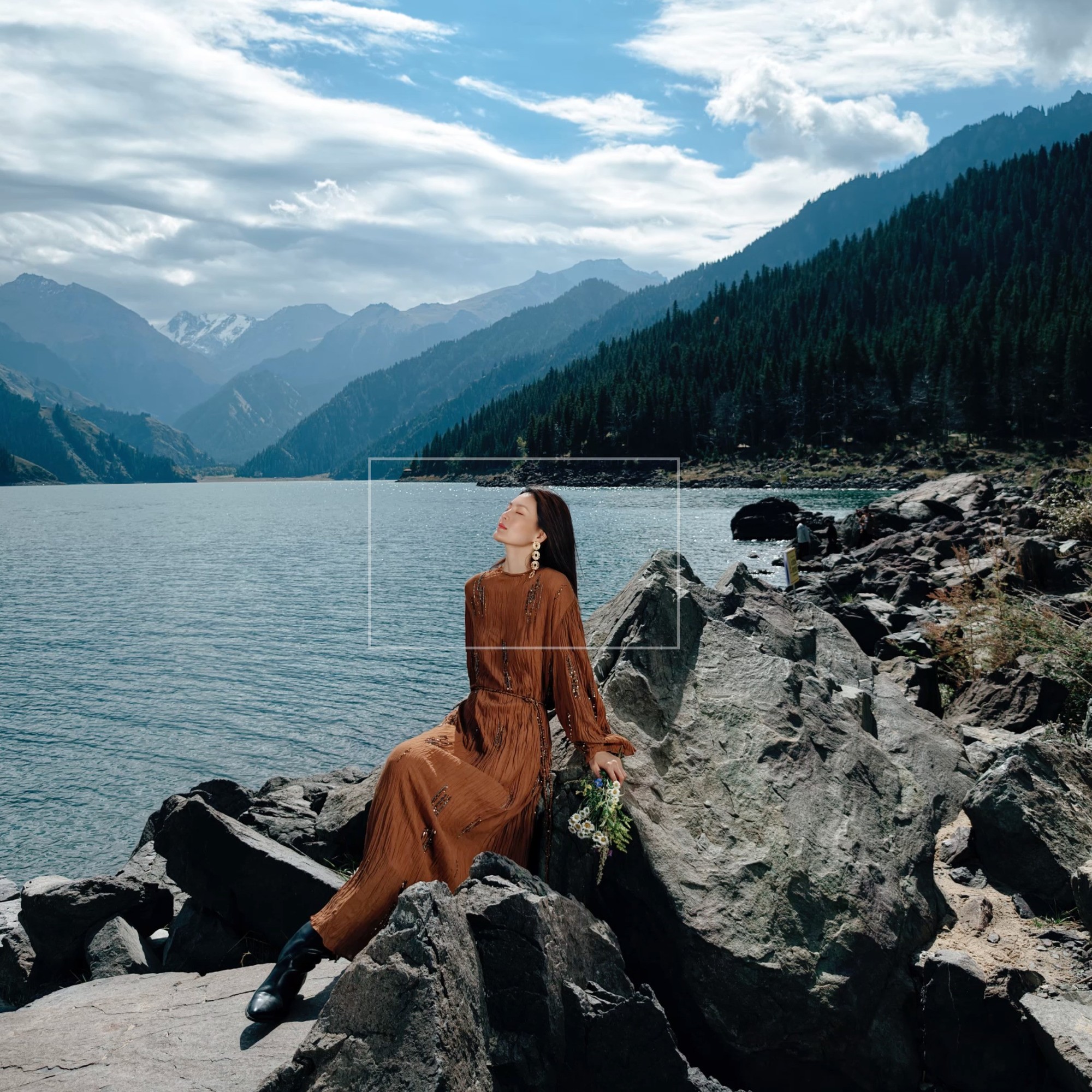 米/O/v/耀，旗艦標(biāo)準(zhǔn)版到底怎么選？