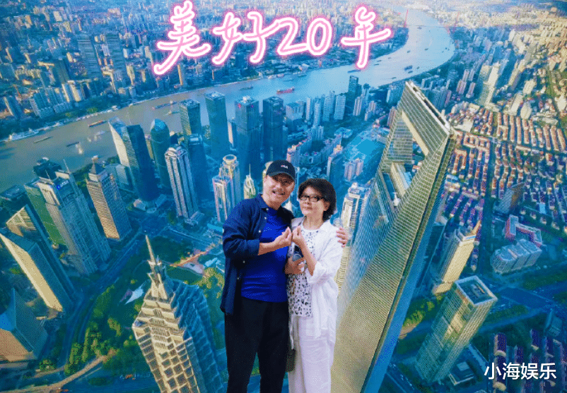 周野芒回应上热搜！承认已给足奚美娟体面，自称在逆境中活下来