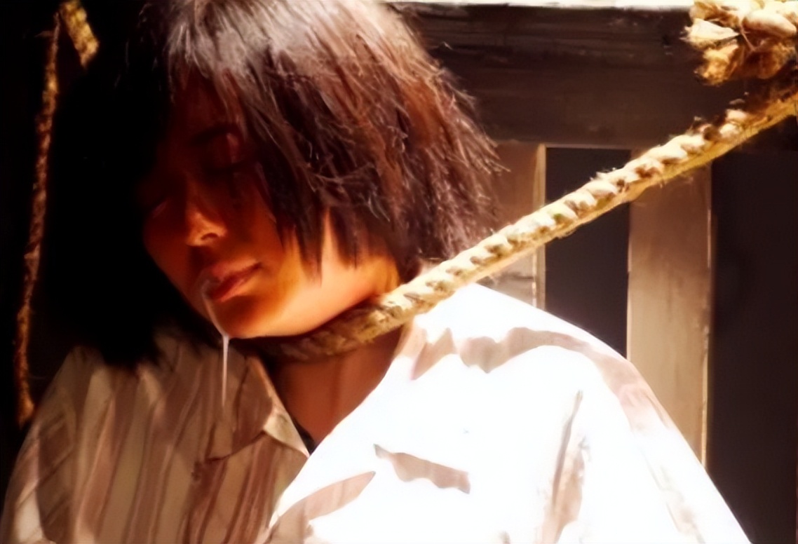 开播一天就冲上收视率第一，演员阵容雄厚，越看越上瘾的谍战剧！