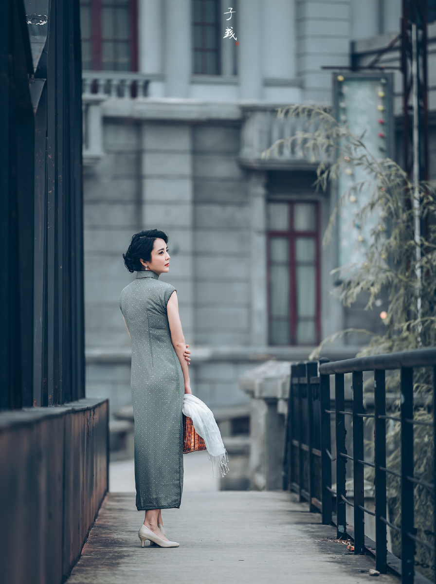 曾是江苏知名美女主持，辞职后成网络达人，如今生活非常潇洒