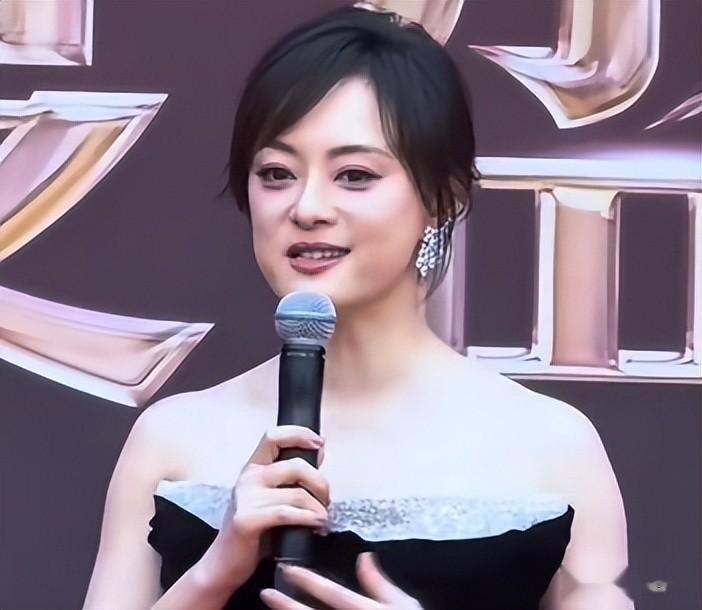 珠海红毯太真实！孙俪脸垮皱纹多，邢菲假发包好土，高圆圆真老了