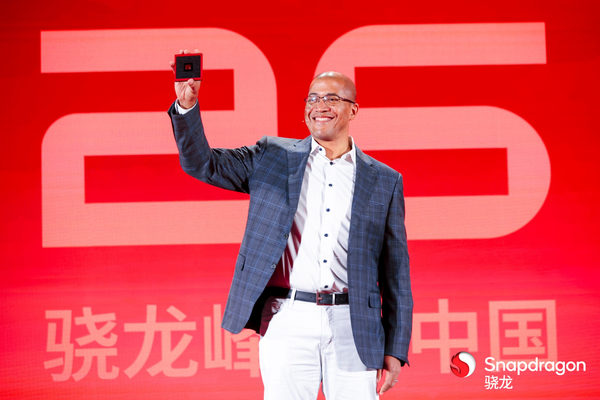 骁龙赋能终端!旗舰体验背后的科技力量