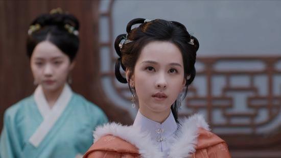 一个人毁了一部剧，全程苦瓜脸、说话不张嘴，46岁老戏骨都带不动