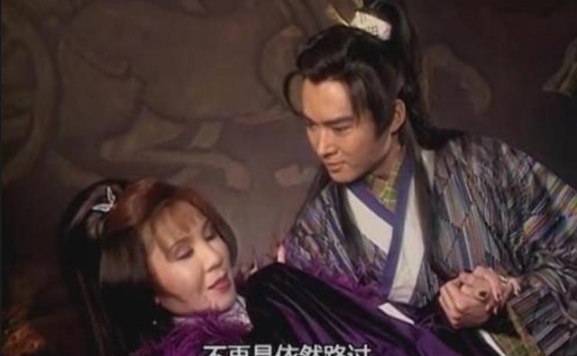 一身赘肉、满脸褶子,还要扎麻花辫双马尾强演少女,真是老不自知